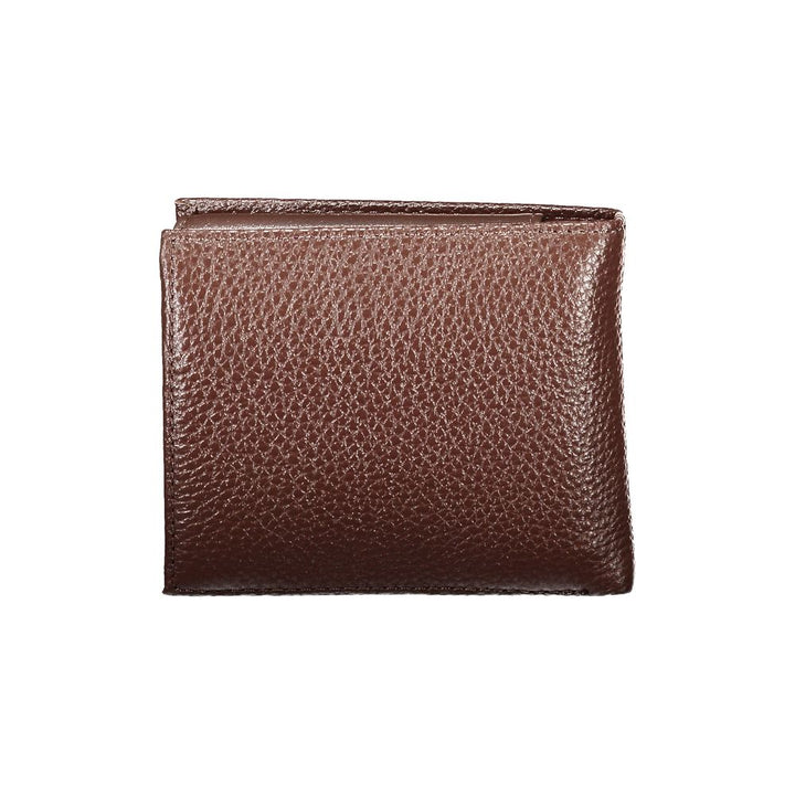 Tommy Hilfiger Elegant Brown Leather Bifold Wallet